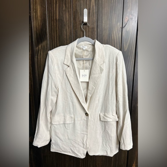 Beivy Brand Linen-Blend Cream Blazer Size: Large-New With Tags-from The Buckle - Picture 11 of 15
